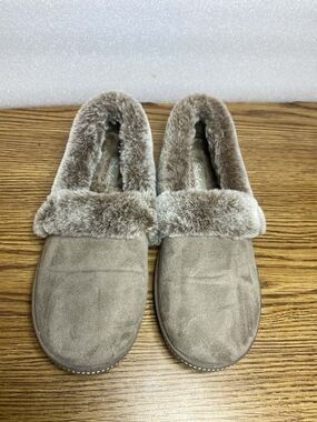Skechers Slippers Womens Memory Foam SN 32777 Dark Taupe Size 7 Faux Fur Comfort